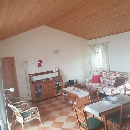 Residencia Mateus 2 *